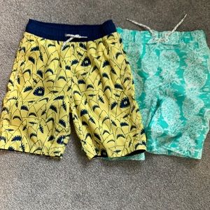 GAP boys swimsuits size M
